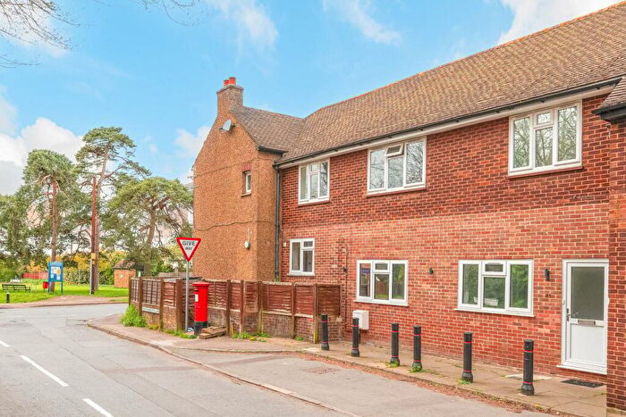 2 Bedroom Terraced House For Sale In Rickmansworth Lane, Chalfont St Peter, SL9
