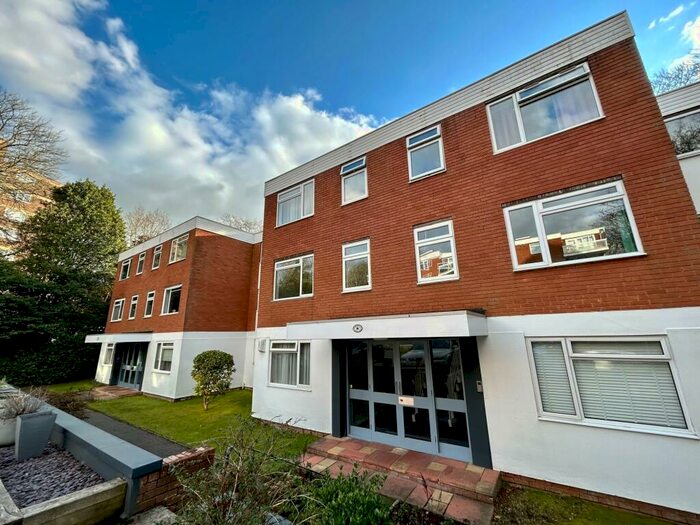 2 Bedroom Flat To Rent In Branksome Wood Rd, BH4