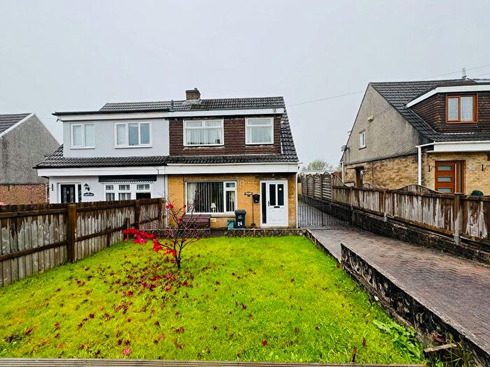 3 Bedroom Semi-Detached House For Sale In Bush Bach, Nantybwch, Tredegar, NP22