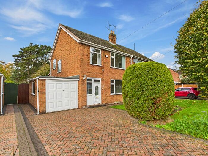 3 Bedroom Semi-Detached House For Sale In Brooklands Park, Cottingham, East Riding Of Yorkshire, HU16