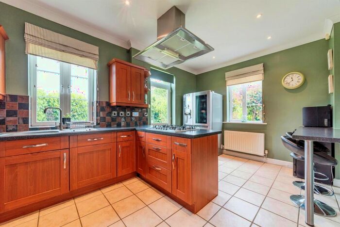 5 Bedroom Detached House For Sale In Riverview, Long Bennington, Newark, NG23