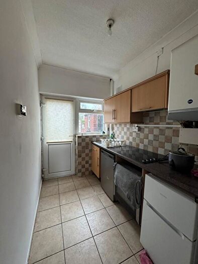 2 Bedroom Flat To Rent In Gorsty Hill Road, Rowley Regis, Birmingham, B65