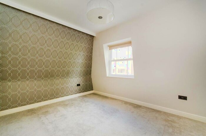 2 Bedroom Flat To Rent In Kenton Road, Harrow, HA1