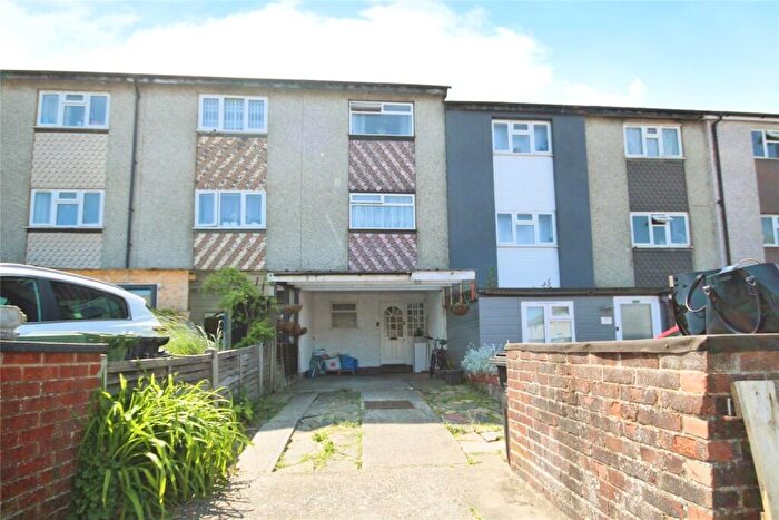 3 Bedroom Terraced House To Rent In Ashfields, Pitsea, SS13