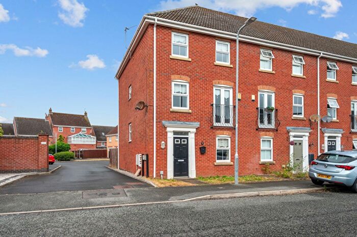 2 Bedroom Town House For Sale In Salhouse Gardens, St. Helens, WA9