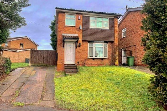 3 Bedroom Detached House To Rent In Moseley Road, Willenhall, WV13