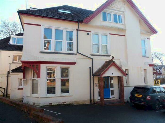 1 Bedroom Flat To Rent In Sea Road, Boscombe, Bournemouth, BH5