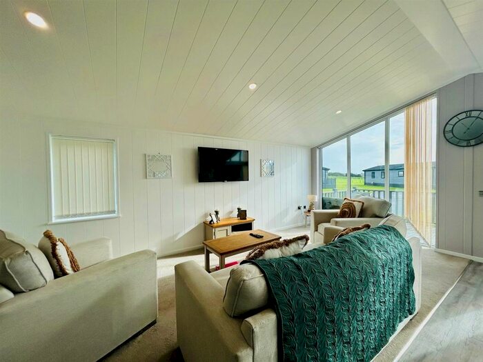 2 Bedroom Property For Sale In Cherry Blossom, Fitling Lane, Burton Pidsea, Westfield Country Park, Fitling, Hull, HU12