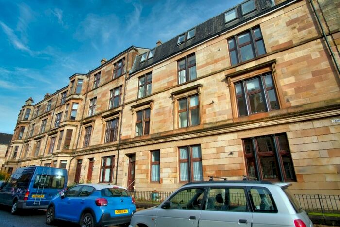 2 Bedroom Flat To Rent In James Gray Street, Flat /, Shawlands, Glasgow, G41