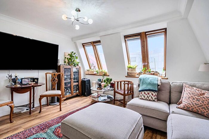 2 Bedroom Flat For Sale In Monck Street, Westminster, London, SW1P