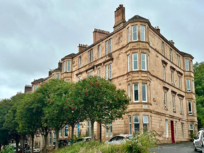 2 Bedroom Flat To Rent In Firpark Terrace, Dennistoun, Glasgow, G31