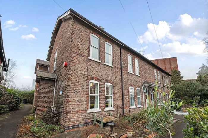 3 Bedroom Terraced House For Sale In Haleys Terrace, York, YO31