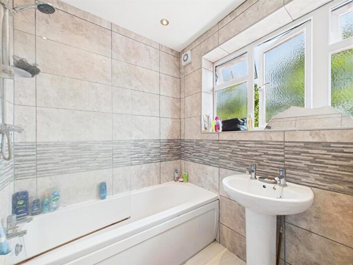5 Bedroom House To Rent In Claverham Road, Fishponds, Bristol, BS16