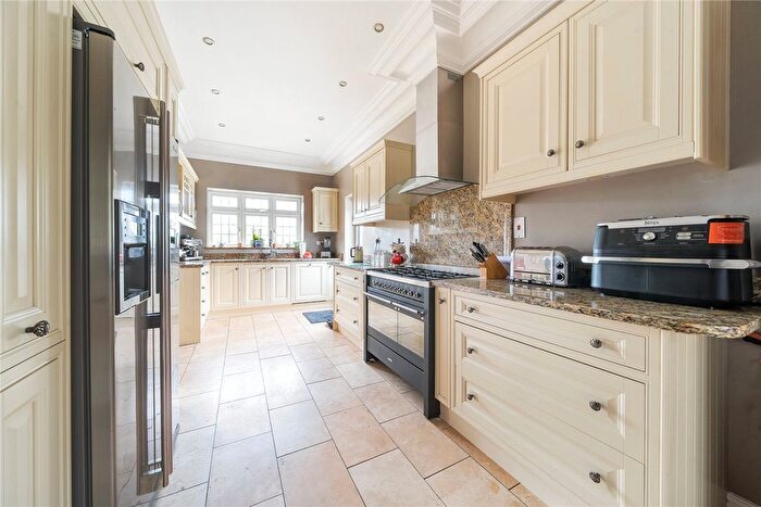 3 Bedroom Bungalow For Sale In Saltbox Hill, Biggin Hill, Westerham, TN16