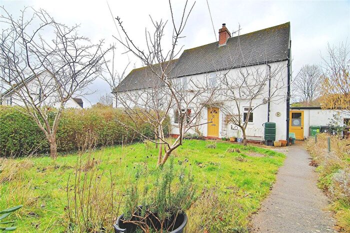 3 Bedroom Semi Detached House For Sale In The Wordens, Stroud, Gloucestershire, GL5