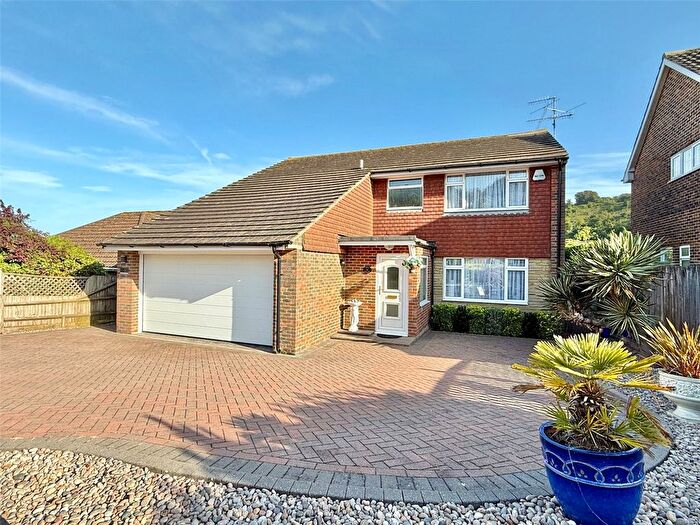 4 Bedroom Detached House For Sale In Cranborne Avenue, Eastbourne, East Sussex, BN20
