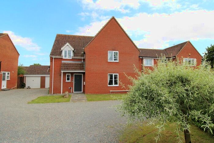4 Bedroom Detached House For Sale In Acorn Rise, Hollesley, Woodbridge, Suffolk, IP12