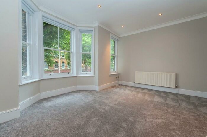1 Bedroom Flat To Rent In Austral Street, London, SE11