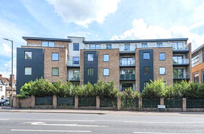 2 Bedroom Apartment For Sale In Belgravia Mansions, Frimley Road, Camberley, Surrey, GU15