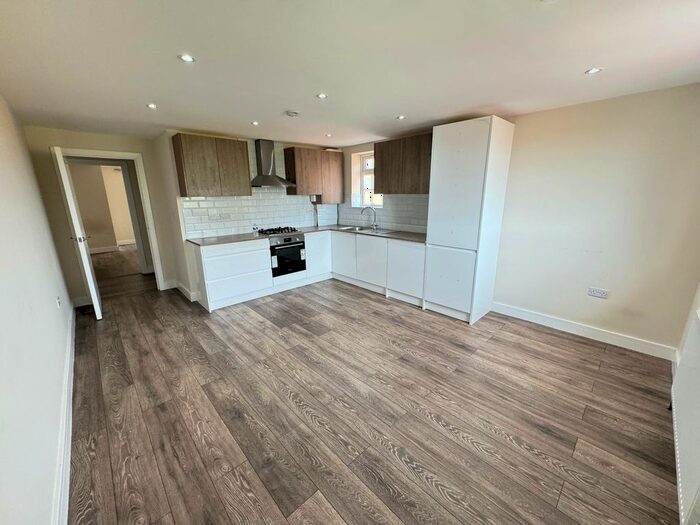 2 Bedroom Flat To Rent In Harvil Road, Uxbridge, UB10