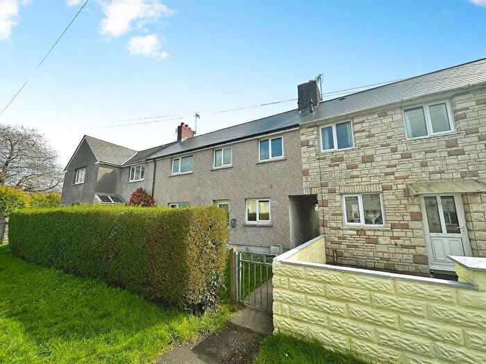 3 Bedroom Terraced House For Sale In Pendre, Bridgend, CF31