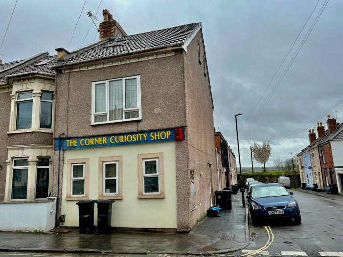 2 Bedroom Flat To Rent In Avonvale Road, Redfield, Bristol, BS5