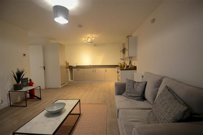 1 Bedroom Flat To Rent In Luxury Apartment Selly Oak, Birmingham B29
