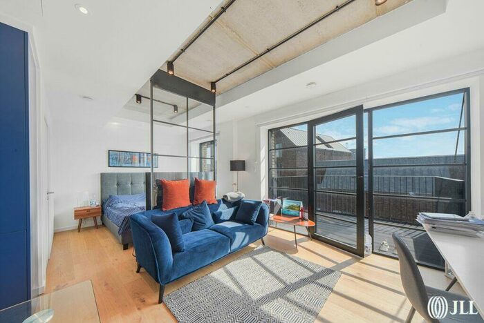 Flat To Rent In Serapis House, Good Luck Hope, E14