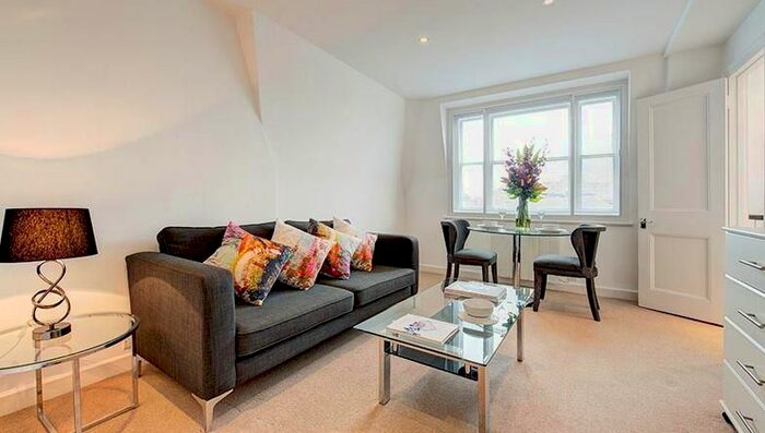 Studio To Rent In Hill Street, Mayfair, London, W1J