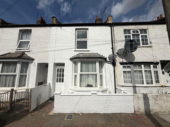 3 Bedroom Terraced House To Rent In Mead Road, Edgware, HA8