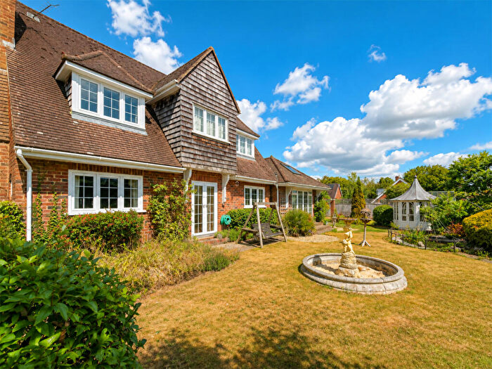 4 Bedroom Detached House For Sale In Rookes Lane, Lymington, Hampshire, SO41