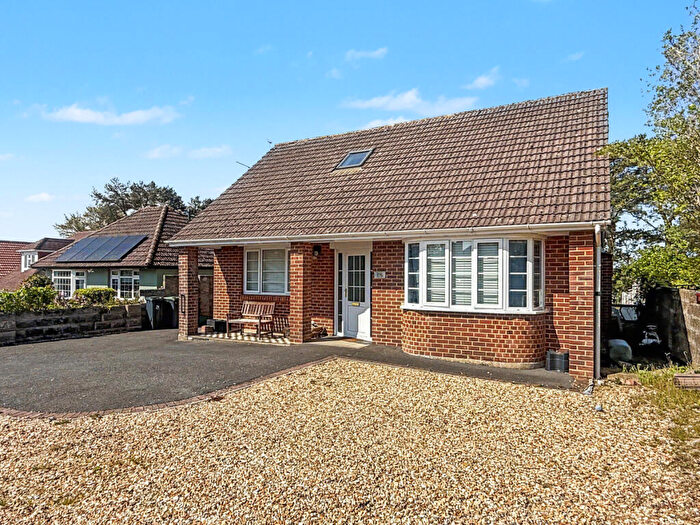 4 Bedroom Detached Bungalow For Sale In Hillcrest Road, Wimborne, BH21