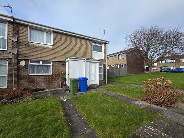 2 Bedroom Flat For Sale In Weetwood Road, Cramlington, NE23
