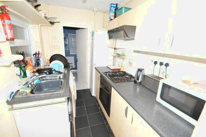3 Bedroom Terraced House To Rent In Gleave Road, B29