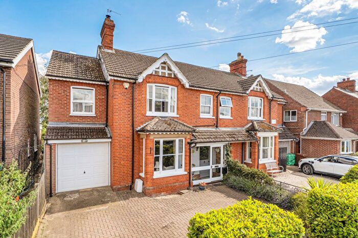 4 Bedroom Semi-Detached House For Sale In Victoria Road, Wargrave, Reading, Berkshire, RG10