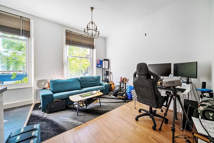 1 Bedroom Flat For Sale In Boundary Road, St Johns Wood, NW8