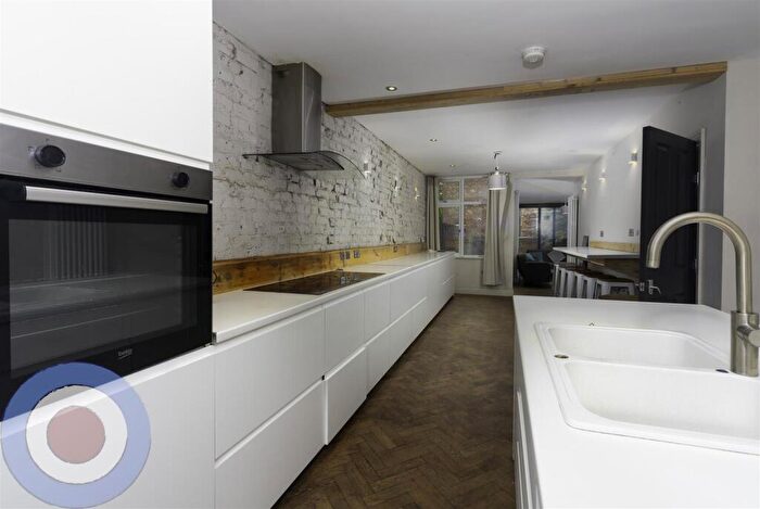 10 Bedroom Terraced House To Rent In Ladybarn Lane Manchester, M14