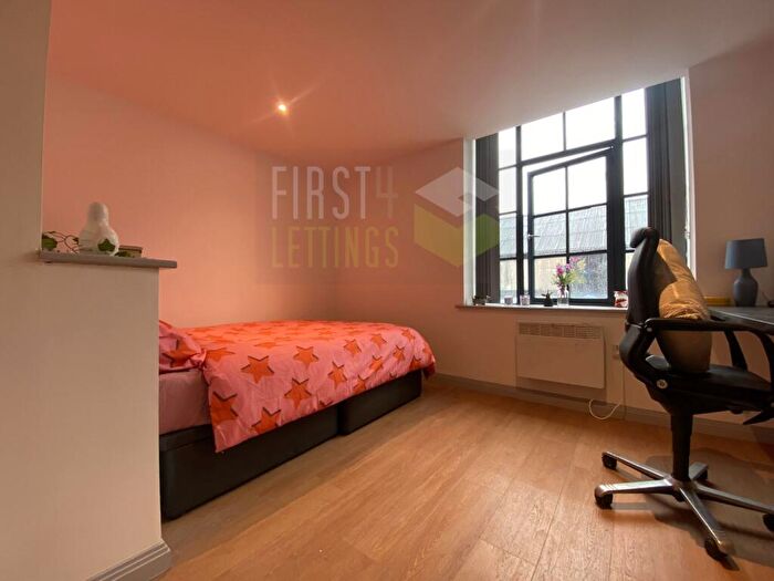 Studio To Rent In Percy Road, Aylestone, LE2