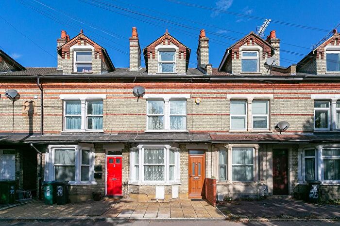 3 Bedroom Terraced House To Rent In Watford, WD18