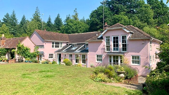 4 Bedroom Semi-Detached House For Sale In Tilford Road, Churt, Farnham, Surrey, GU10