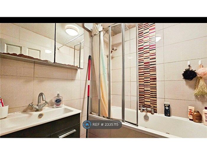 3 Bedroom Maisonette To Rent In Lauser Road, Stanwell, TW19