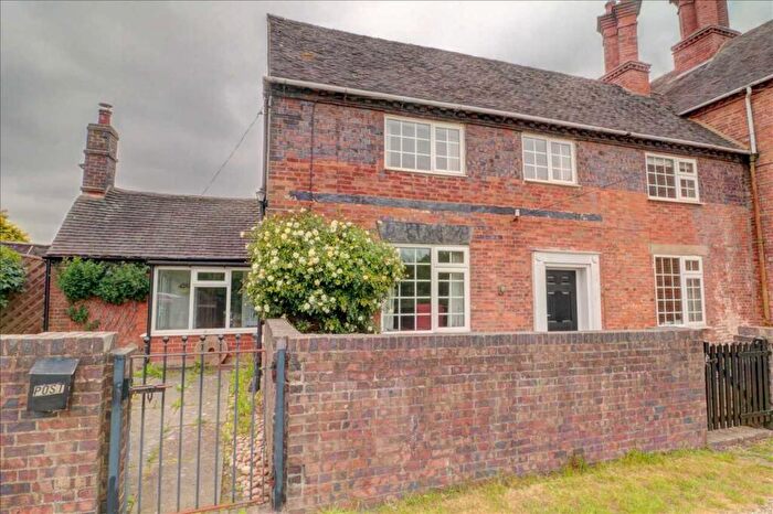 3 Bedroom Cottage For Sale In Church Farm Cottage, The Gravel, Wishaw, B76