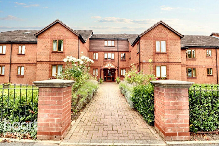 2 Bedroom Flat For Sale In Osborne Road, Coventry, CV5