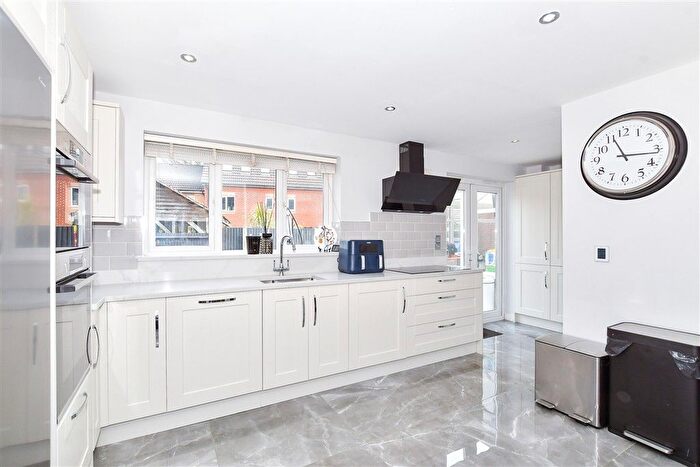 4 Bedroom Detached House For Sale In Thomas Rider Way, Boughton Monchelsea, Maidstone, Kent, ME17