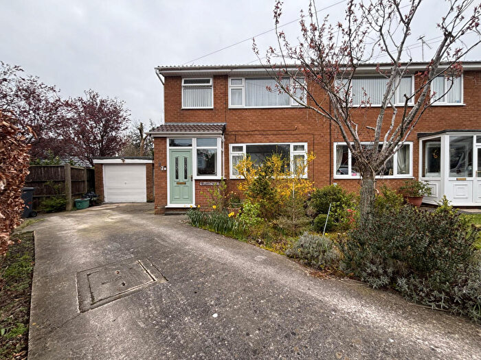 3 Bedroom Semi Detached House For Sale In Compley Green, Poulton-Le-Fylde, FY6