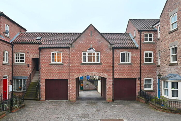 2 Bedroom Apartment To Rent In Florentines Court, Ripon, HG4