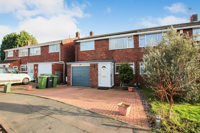 3 Bedroom Semi-Detached House For Sale In Mere View, Yaxley, Peterborough, PE7