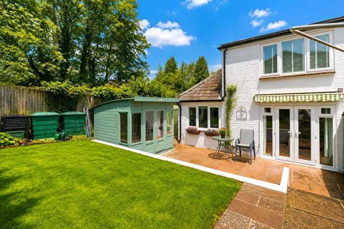 2 Bedroom End Of Terrace House For Sale In Andover Road, Newbury, Berkshire, RG14
