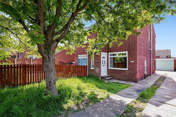 2 Bedroom Semi-Detached House To Rent In Lydgate, Leeds, West Yorkshire, LS9