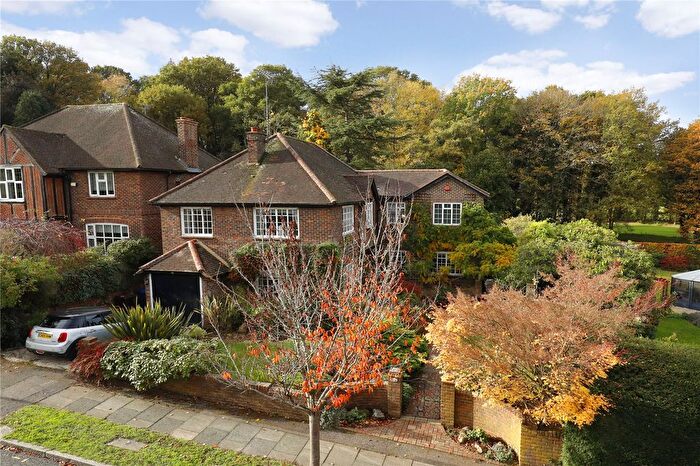 4 Bedroom Country House For Sale In Wool Road, Wimbledon, London, SW20